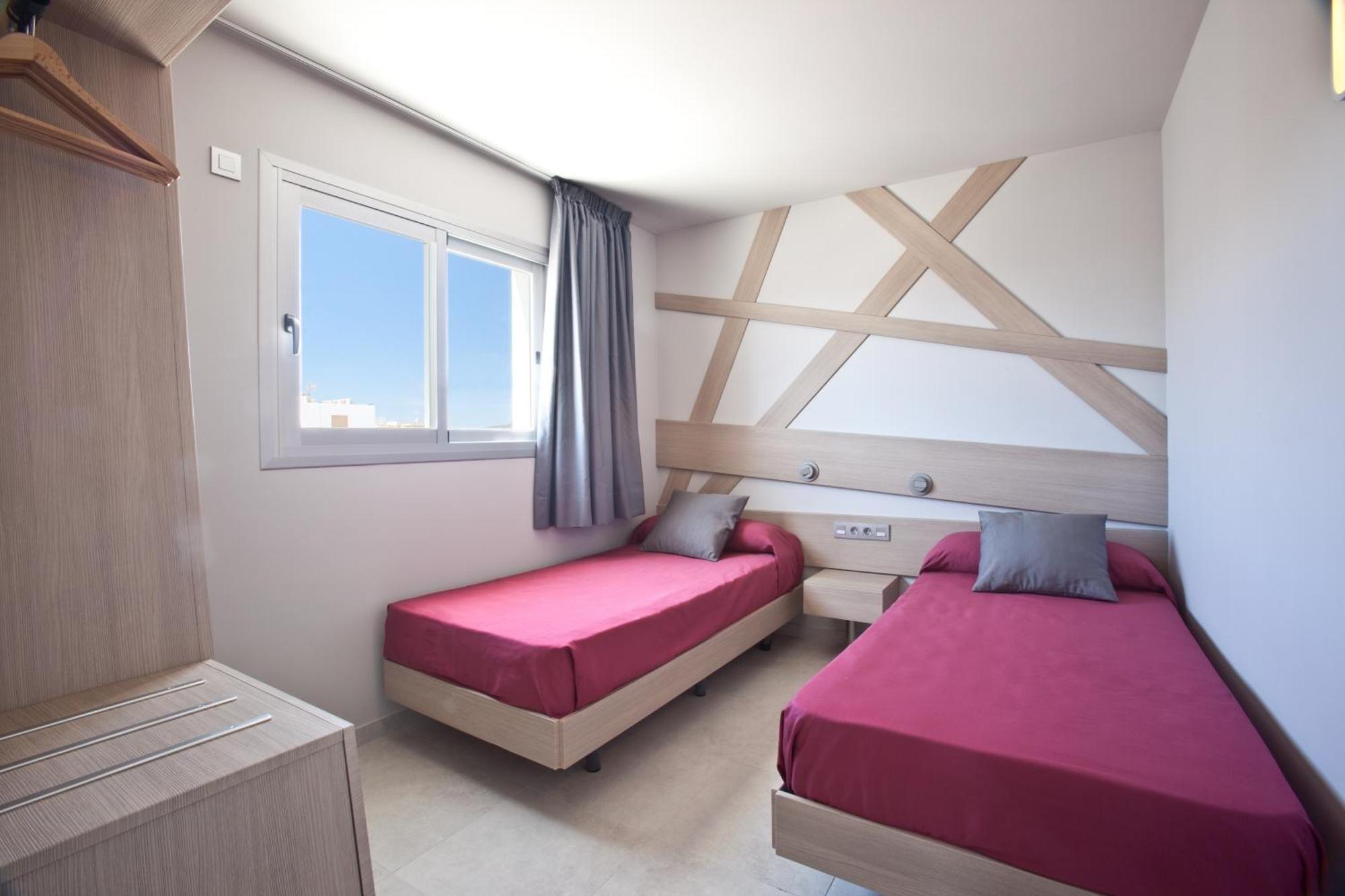 Ryans Ibiza Apartments - Only Adults Номер фото