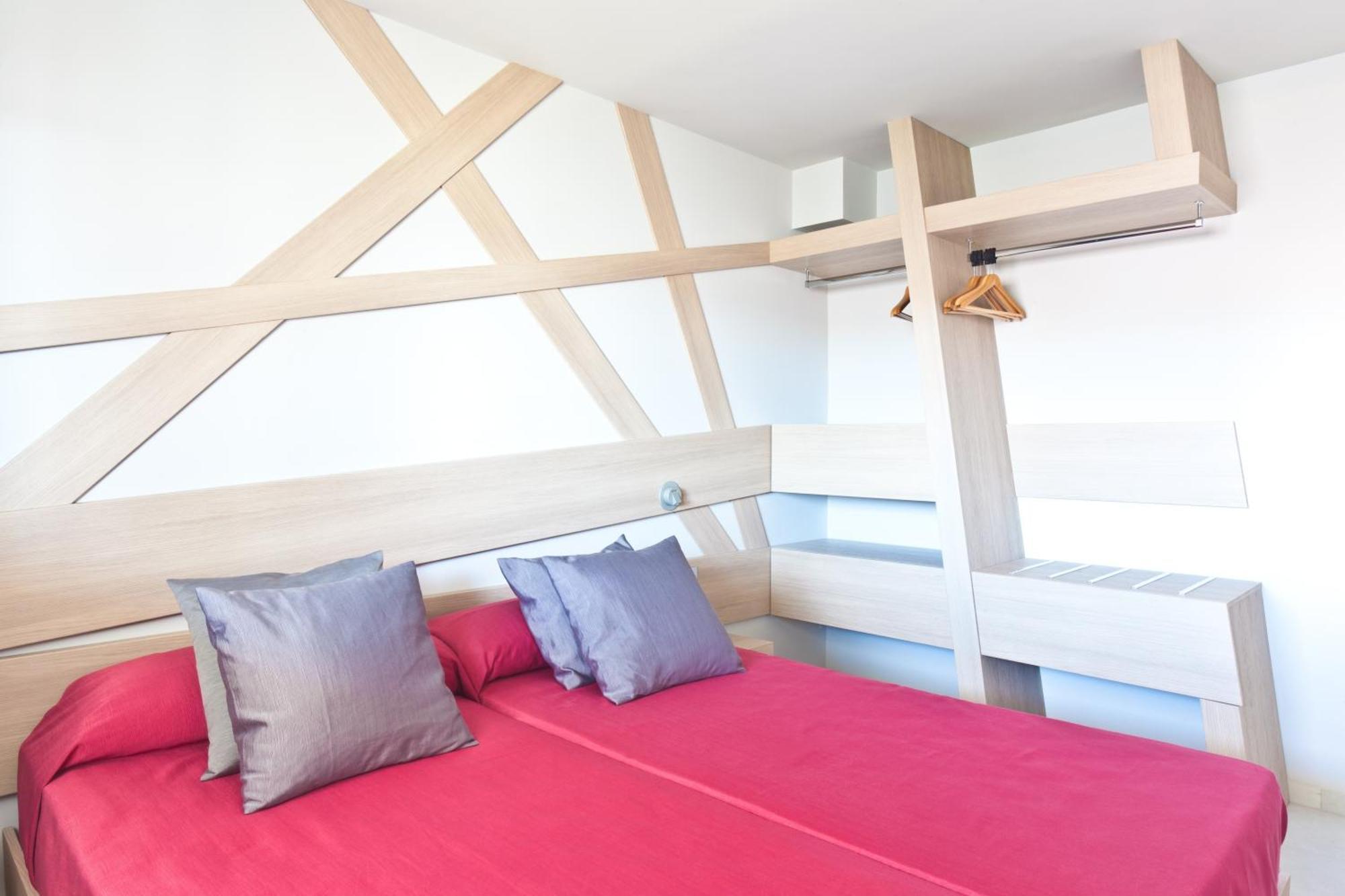 Ryans Ibiza Apartments - Only Adults Номер фото