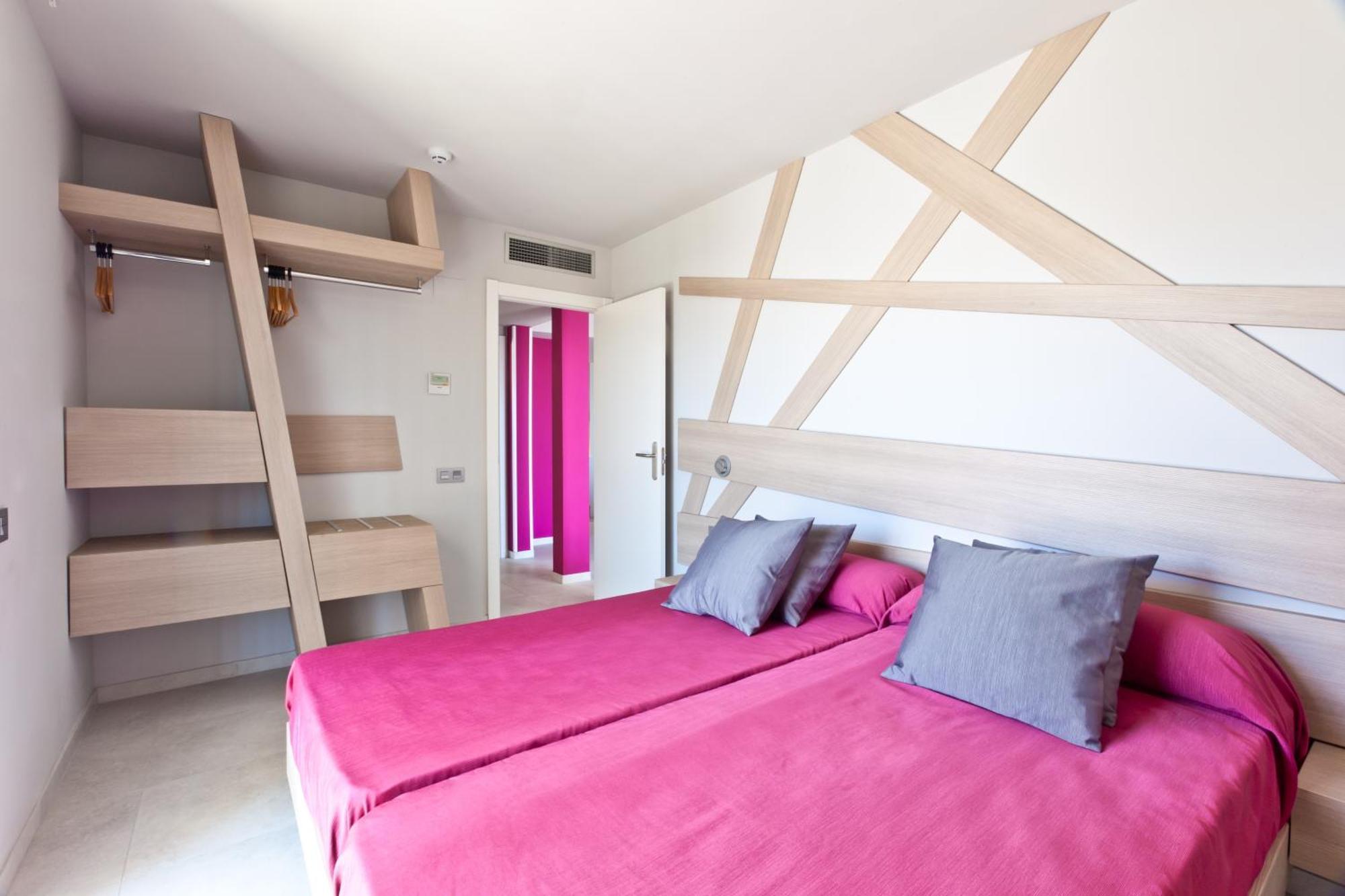 Ryans Ibiza Apartments - Only Adults Номер фото