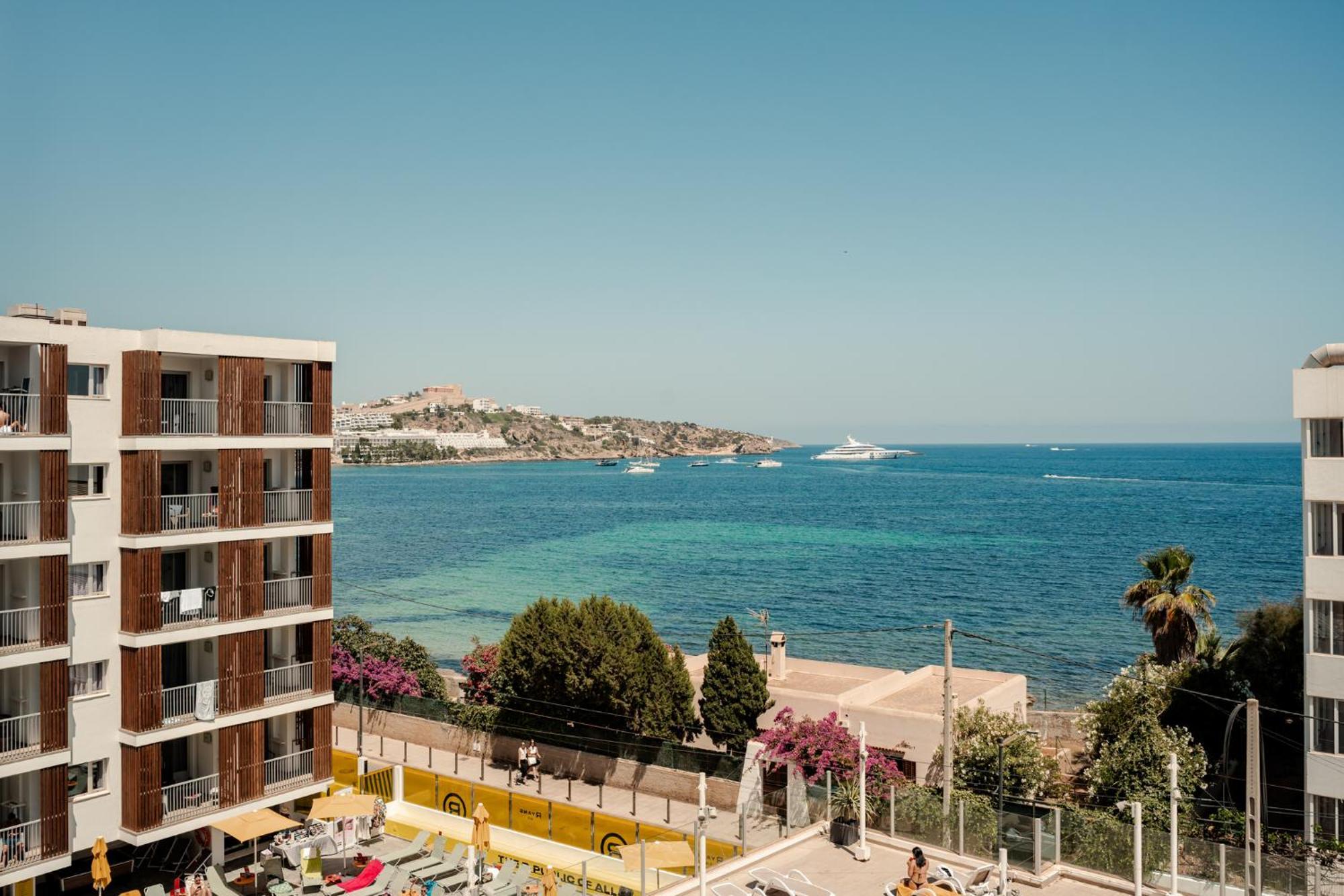 Ryans Ibiza Apartments - Only Adults Екстер'єр фото
