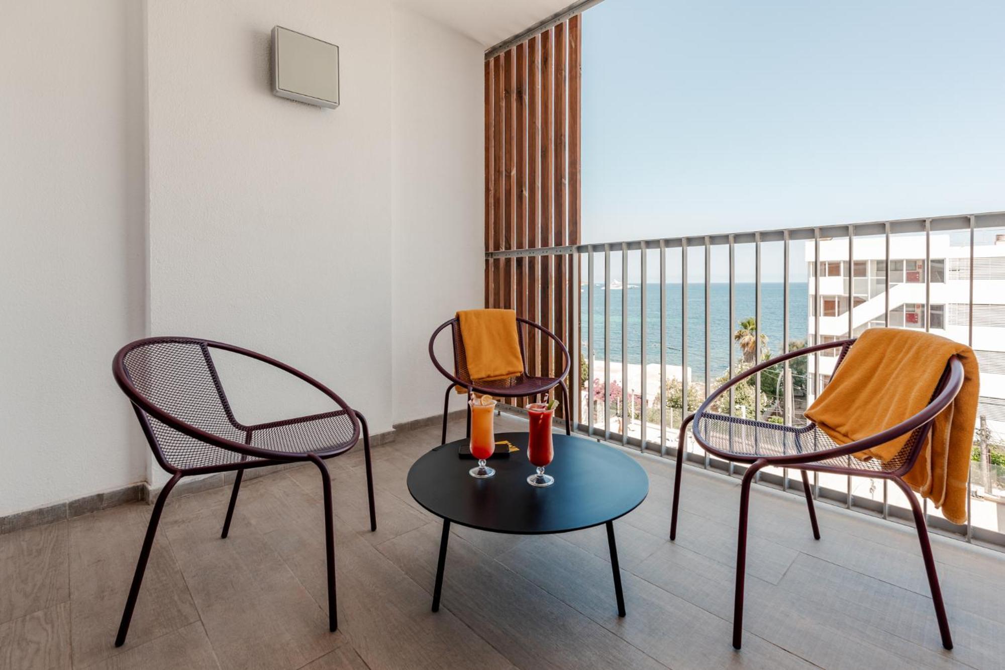 Ryans Ibiza Apartments - Only Adults Екстер'єр фото