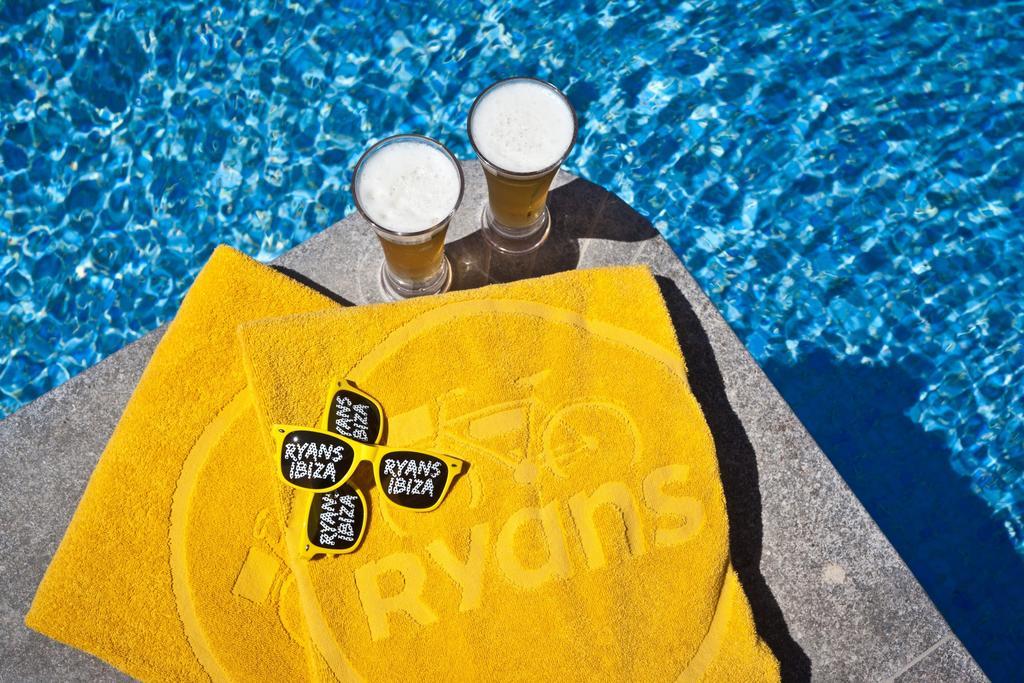 Ryans Ibiza Apartments - Only Adults Екстер'єр фото